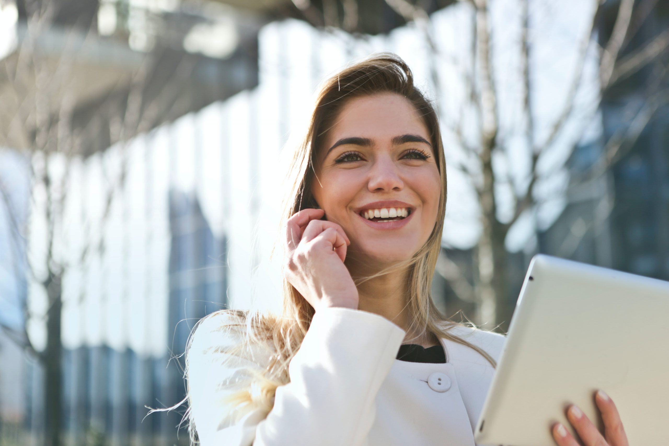 Woman happy on phone - Pipeline strategy